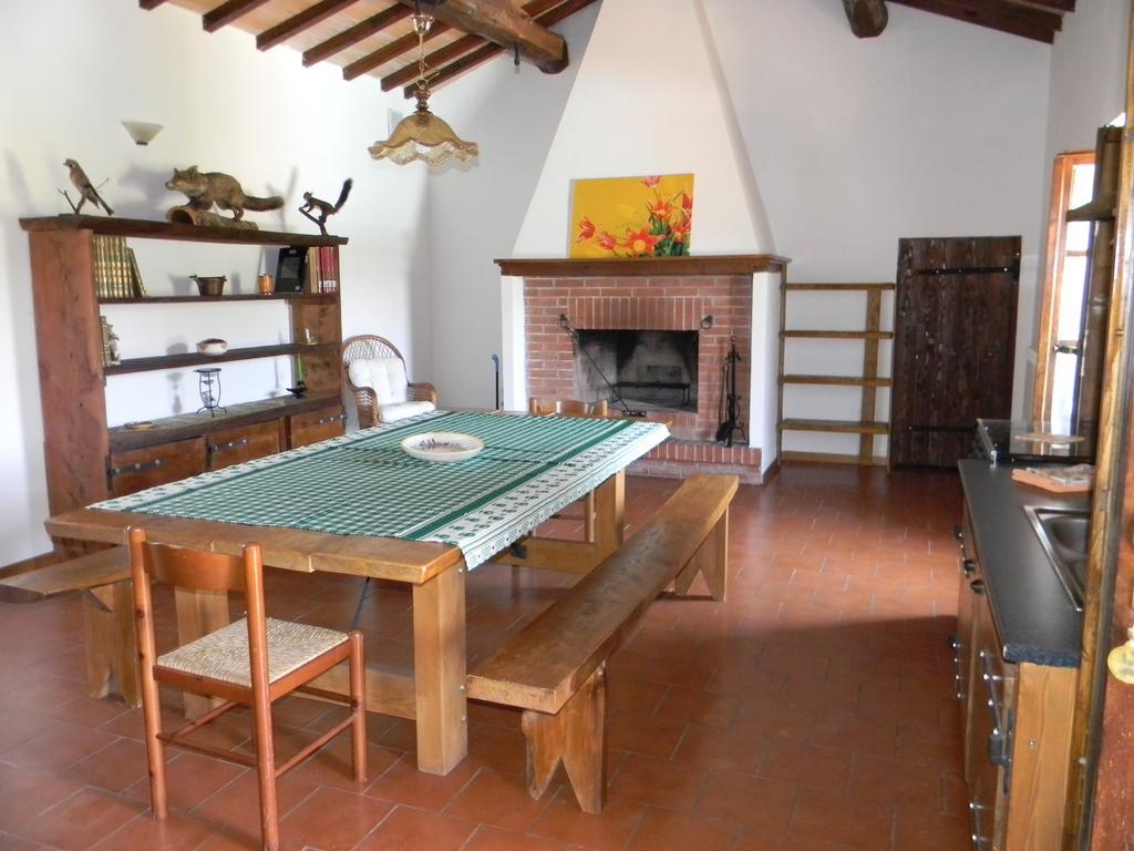 Agriturismo Podere La Selva Villa Serre Di Rapolano Стая снимка